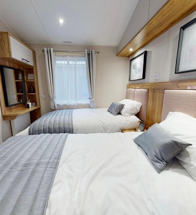 Presthaven Resort Haven Luxury 2023 Caravan 프레스타틴 외부 사진